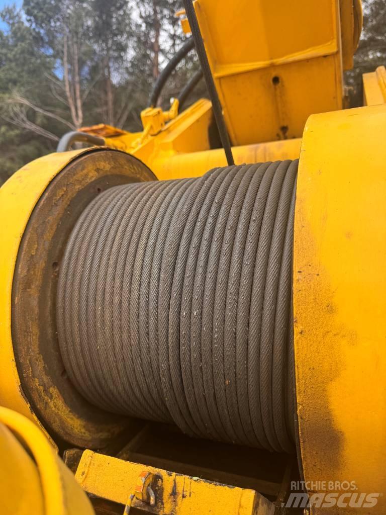 Hitachi ZX135UST 履带起重机
