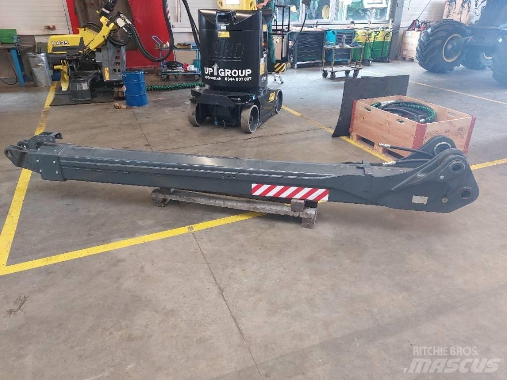 John Deere CH710 吊杆和铲斗