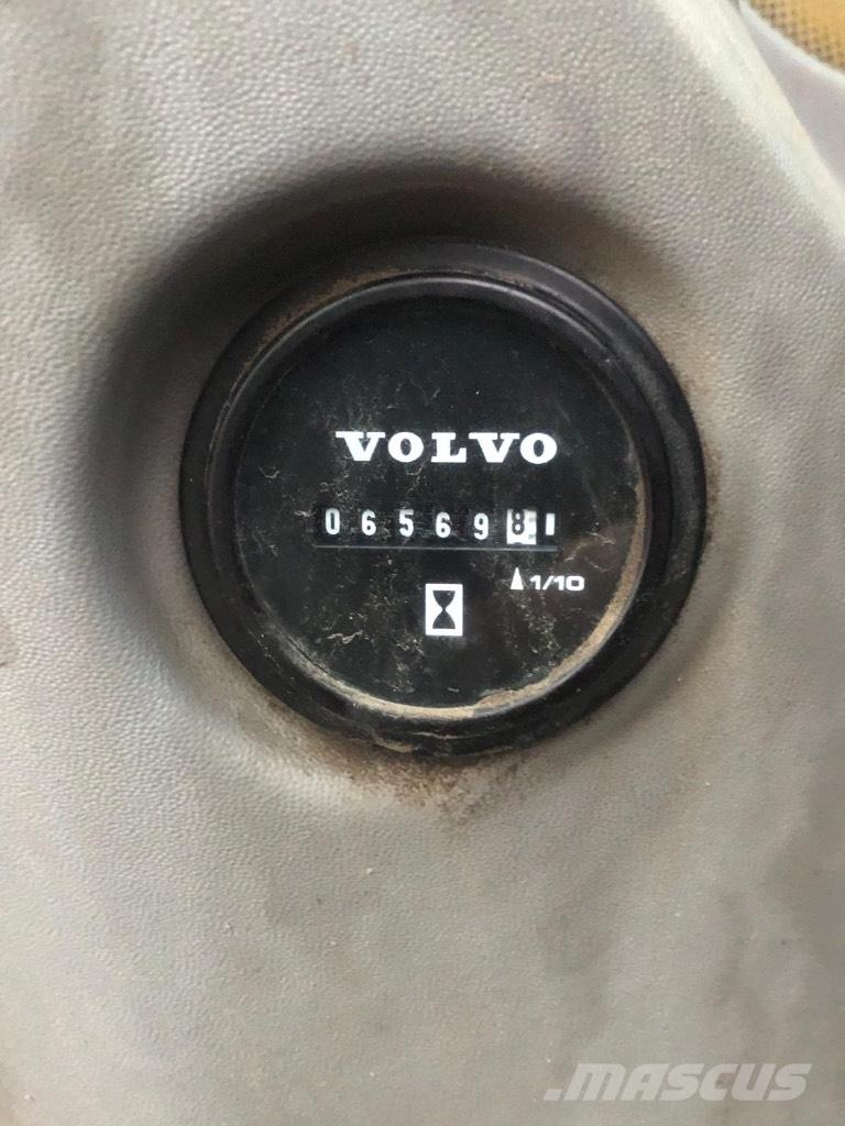 Volvo ECR 235 E 履带挖掘机