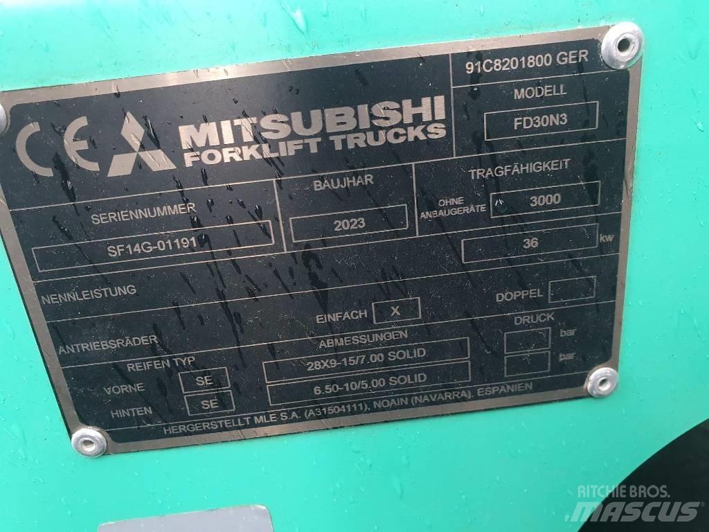 Mitsubishi FD 30 N 柴油叉车