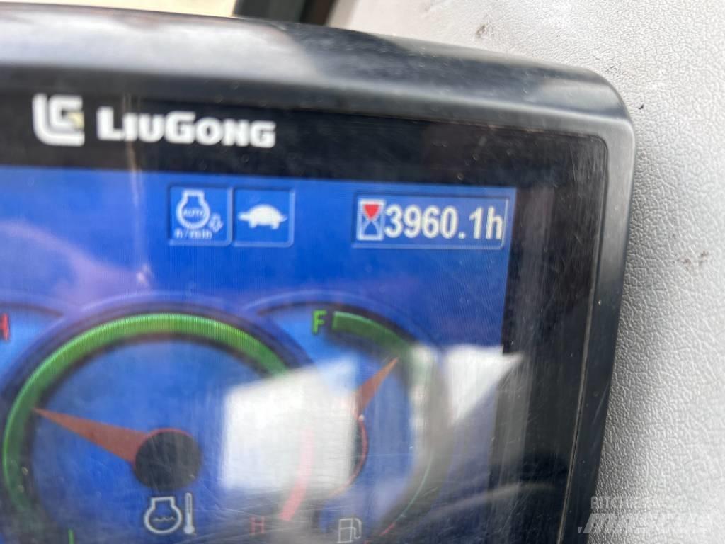 LiuGong 909ECR 中型挖掘机