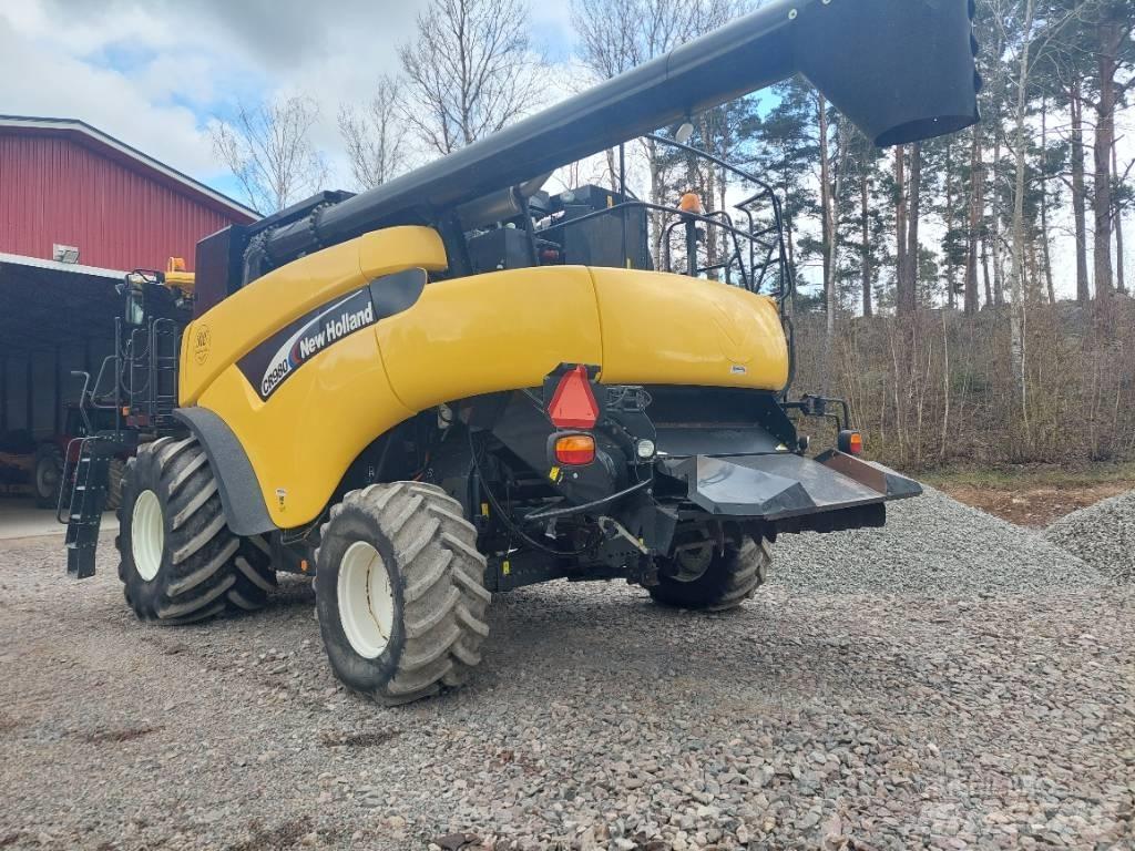 New Holland CR 980 联合收割机