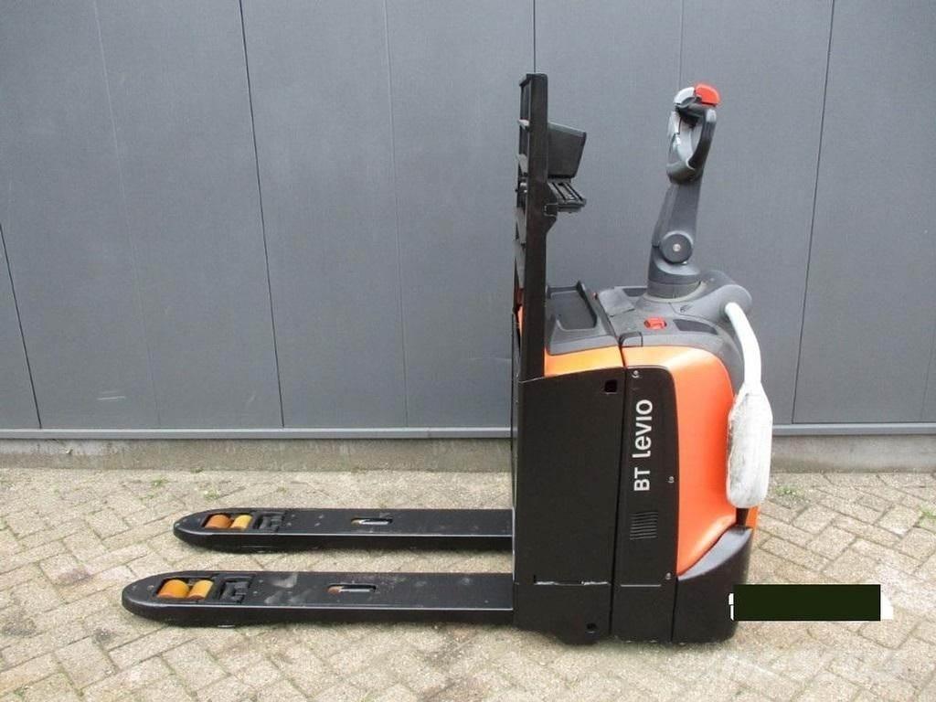 Toyota LPE 200 电动搬运车