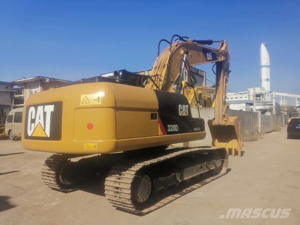 CAT 320 D 履带挖掘机
