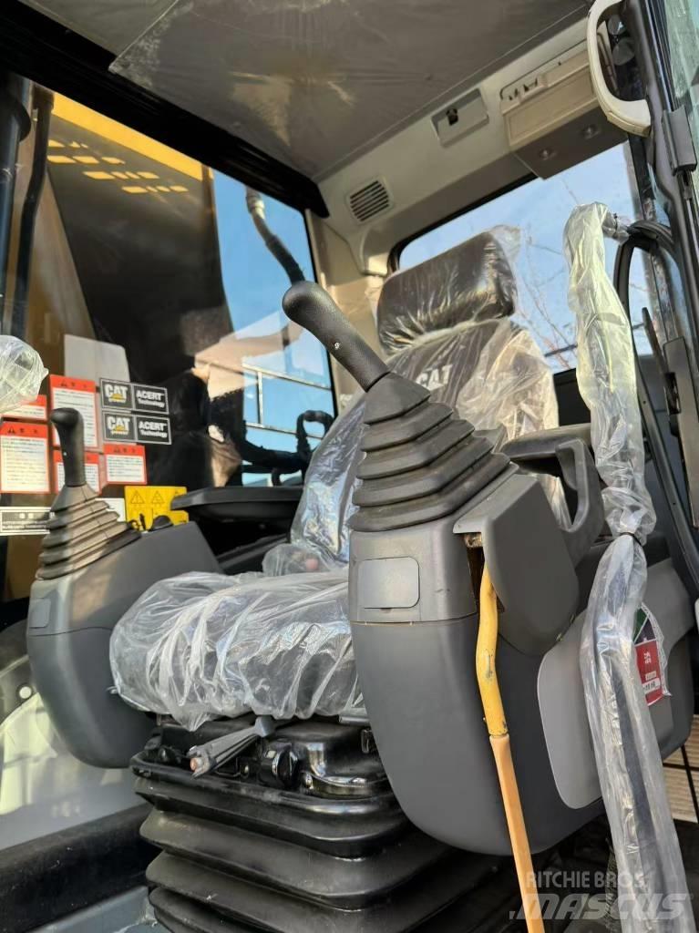 CAT 325D 履带挖掘机