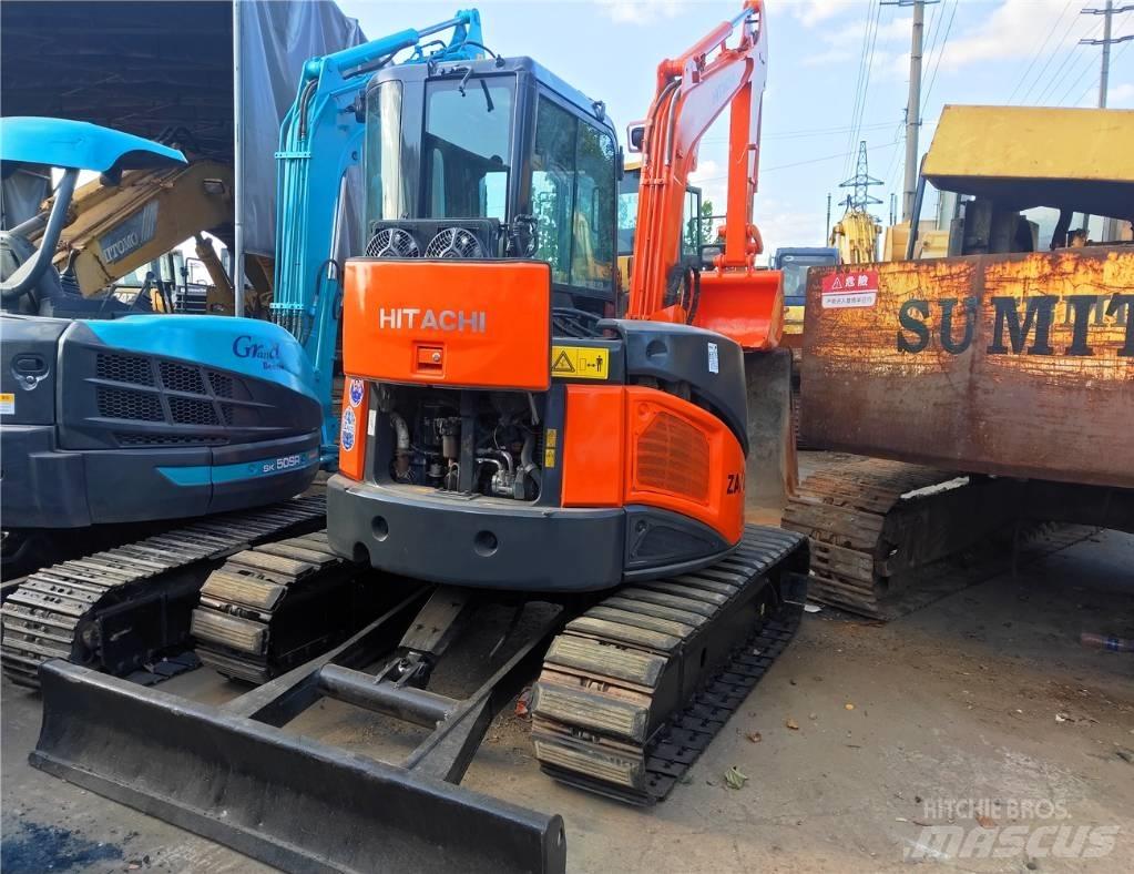 Hitachi ZX55UR 小型挖掘机