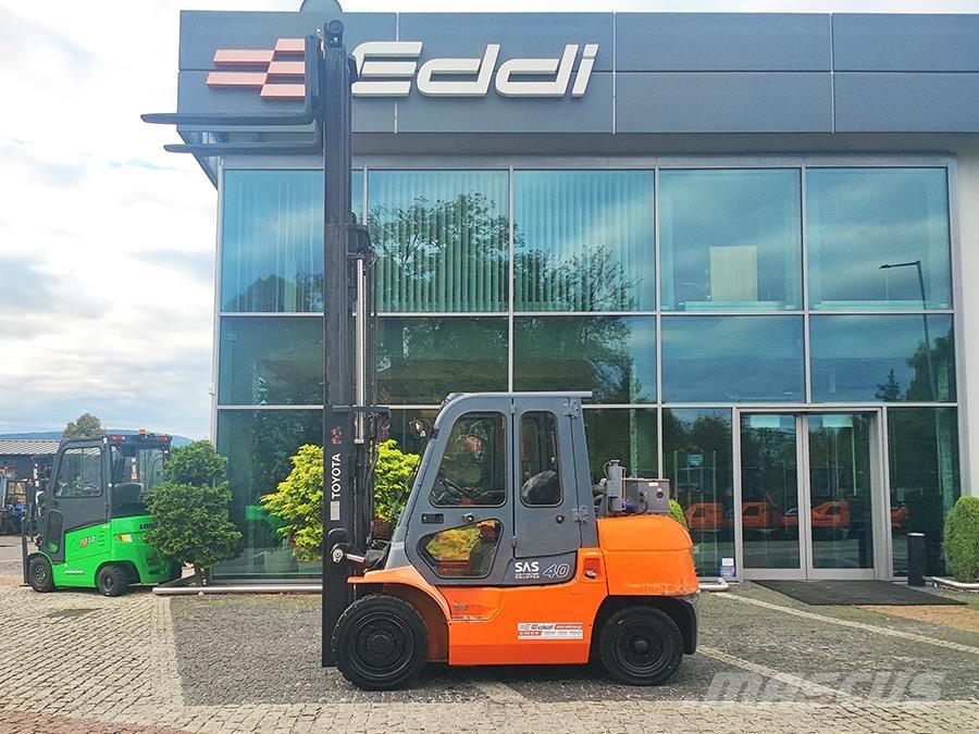 Toyota 02-7FD35 柴油叉车