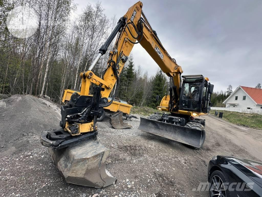 JCB JS 145 W 轮式挖掘机