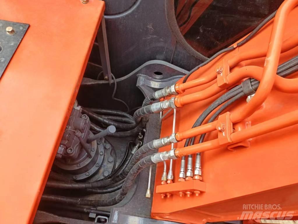 Hitachi ZX120-6 履带挖掘机