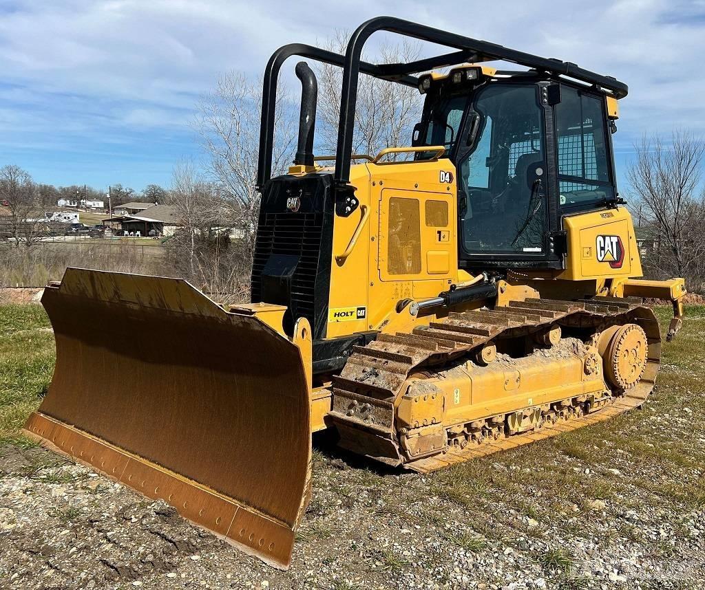 CAT D 4 履带式推土机