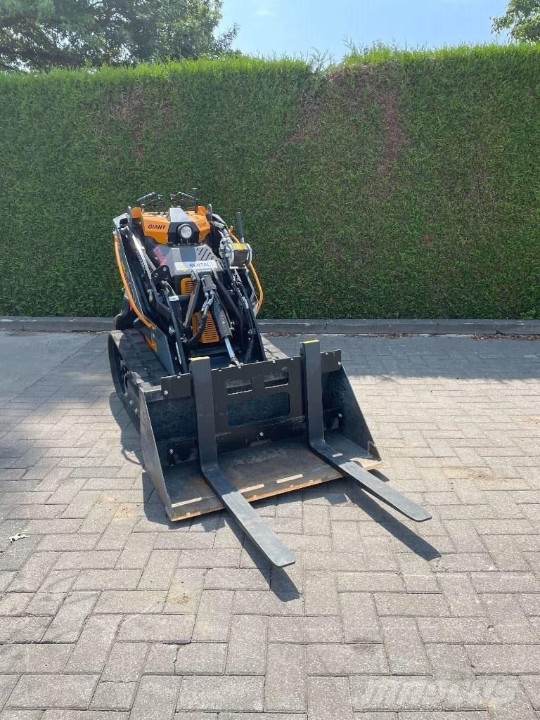 GiANT GS 950 T 小型装载机