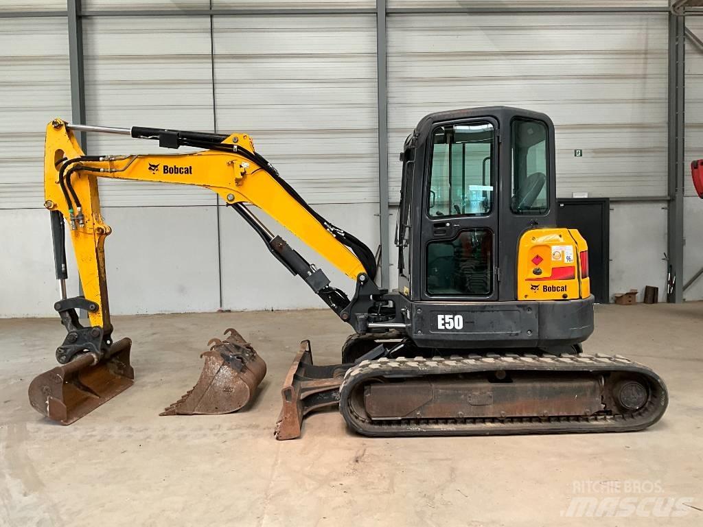 Bobcat E 50 小型挖掘机