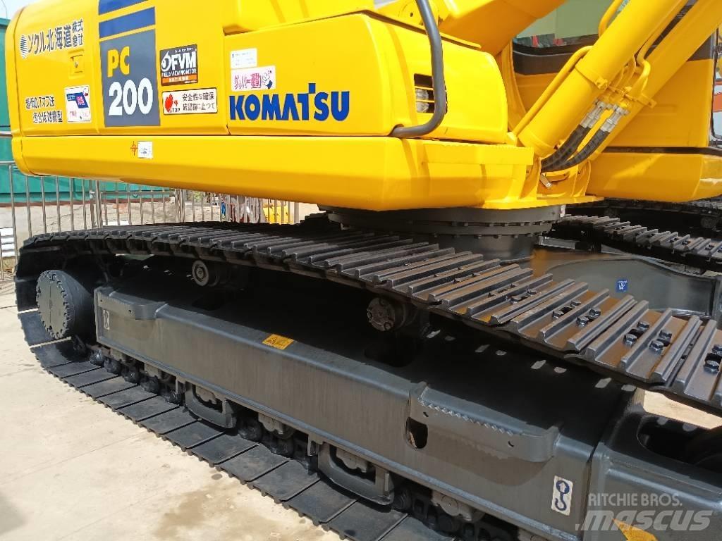 Komatsu PC 200 履带挖掘机