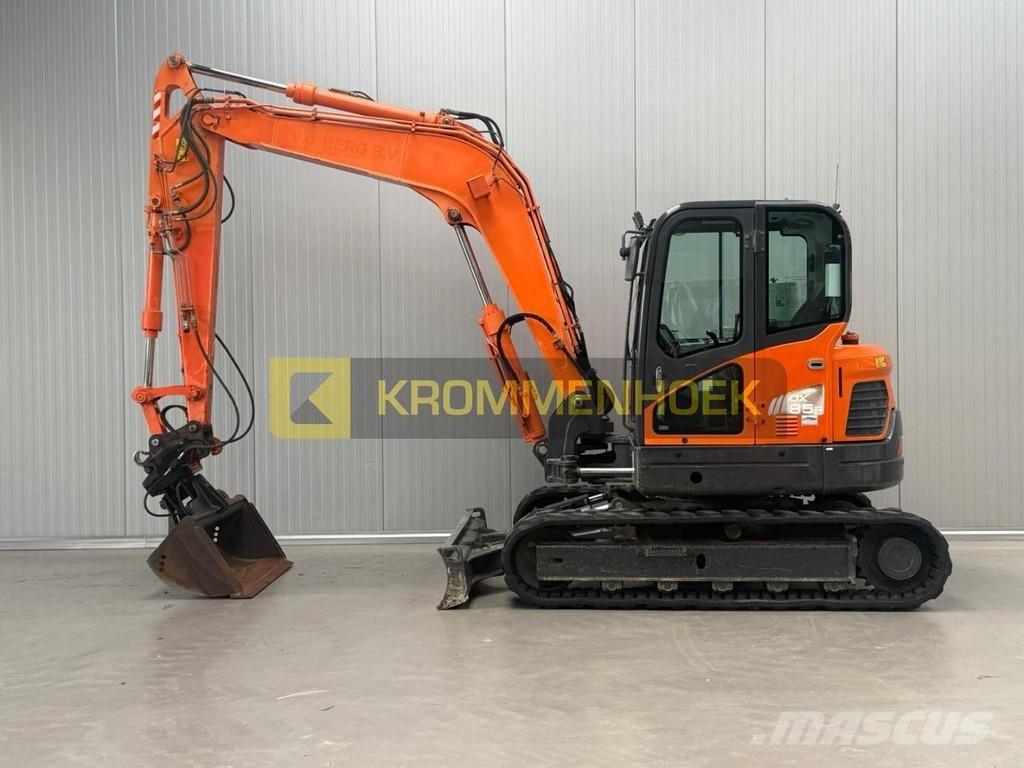 Doosan DX 85R-3 中型挖掘机