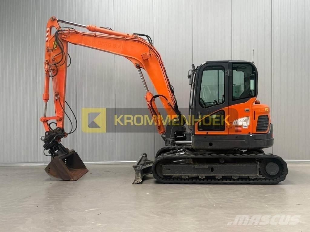 Doosan DX 85R-3 中型挖掘机
