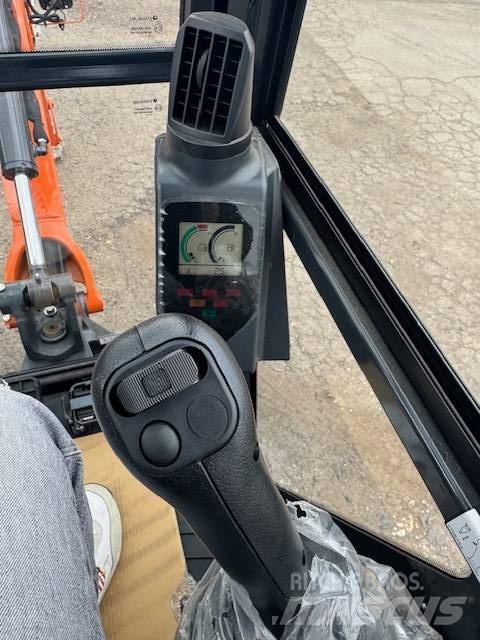 Hitachi ZX 19-6 小型挖掘机