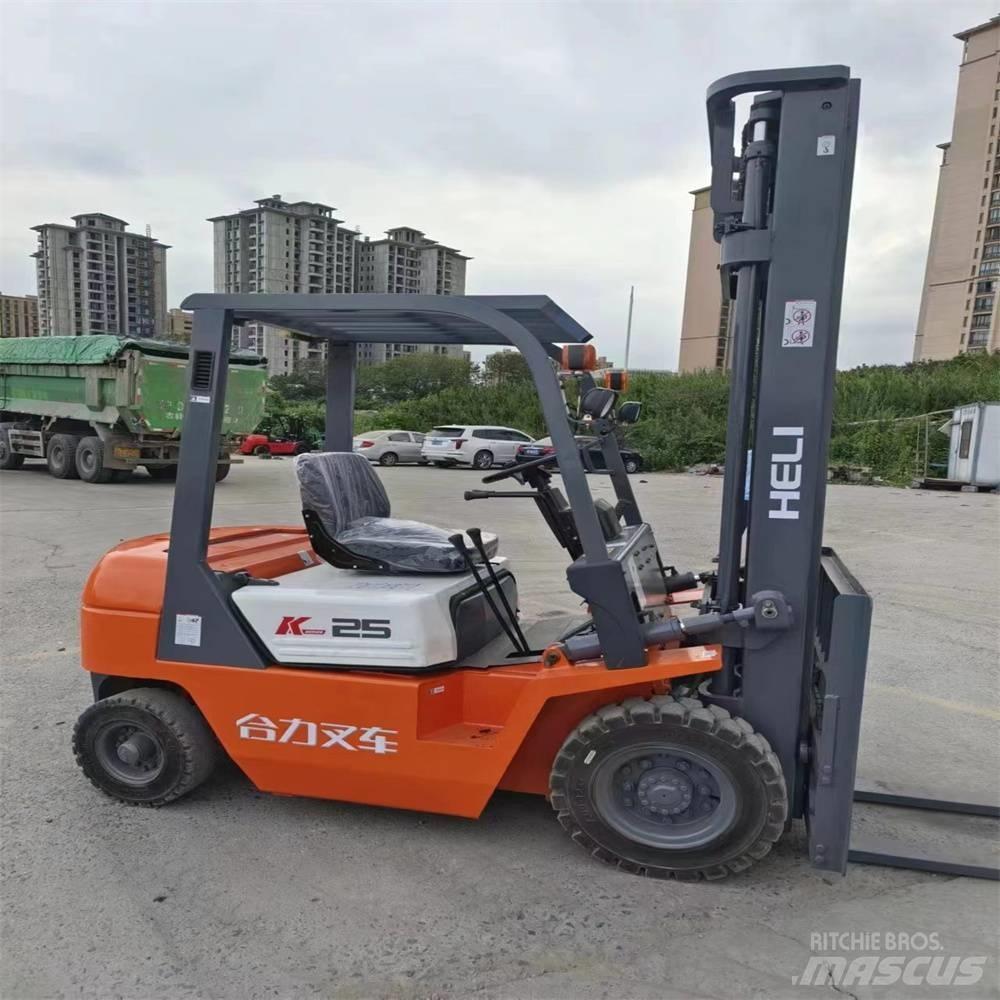 Heli CPC 25 柴油叉车