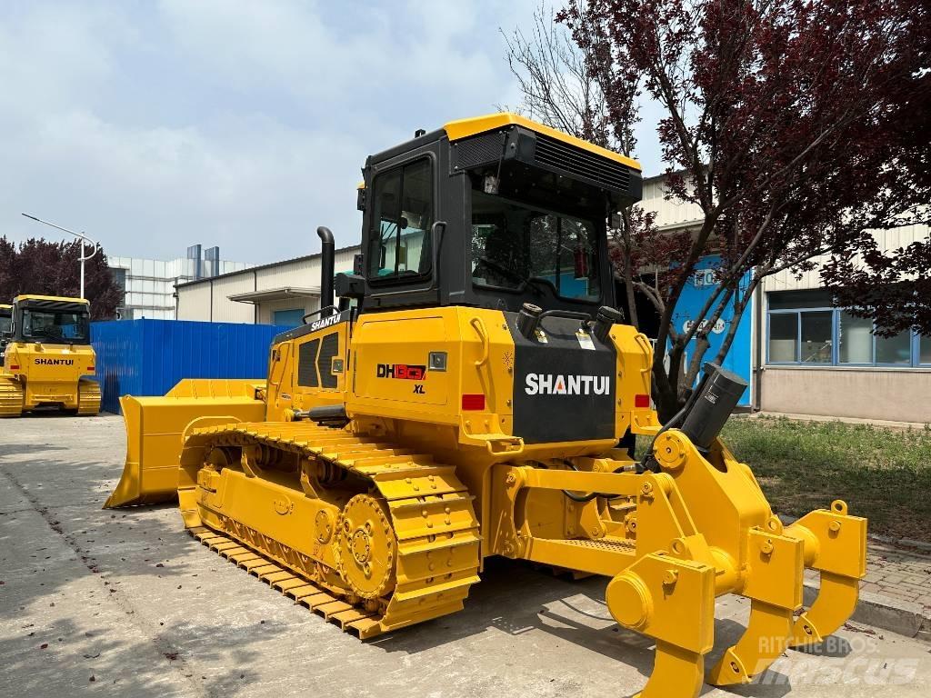 Shantui SD16 履带式推土机