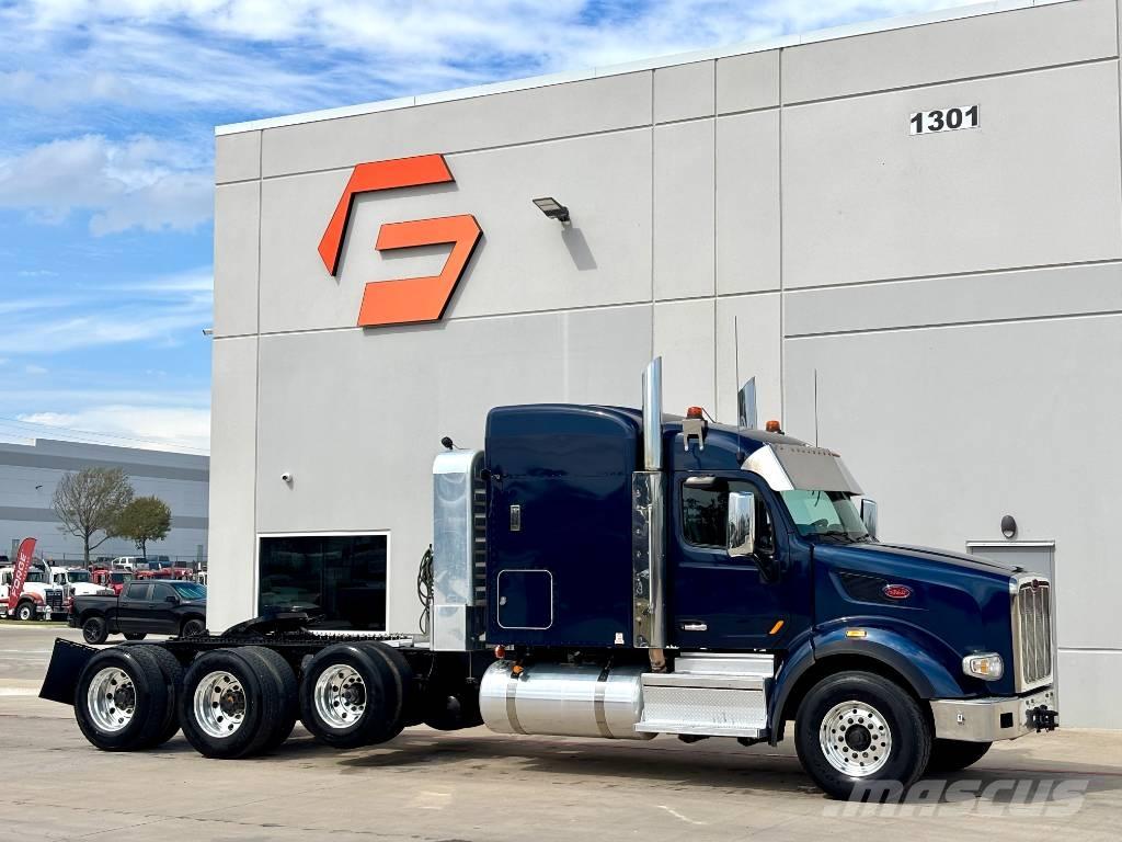 Peterbilt 567 牵引车