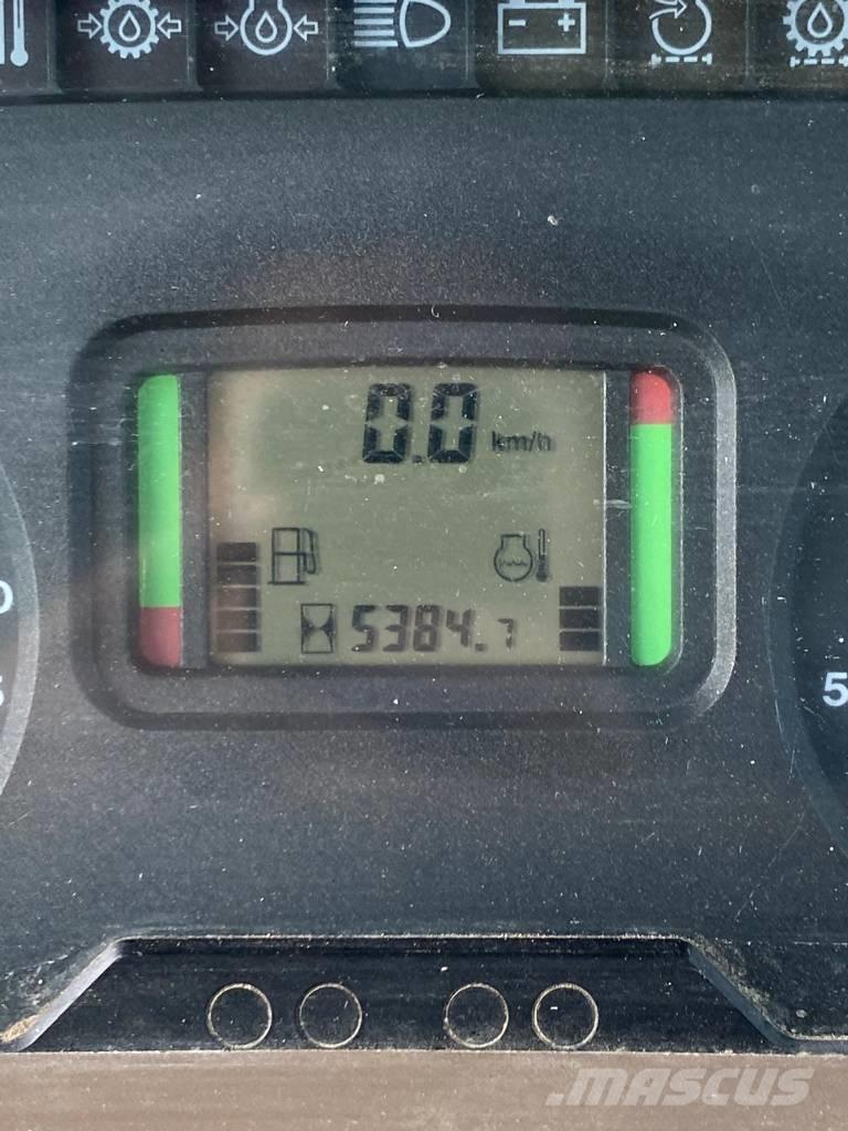 John Deere 6534 拖拉机/农用车