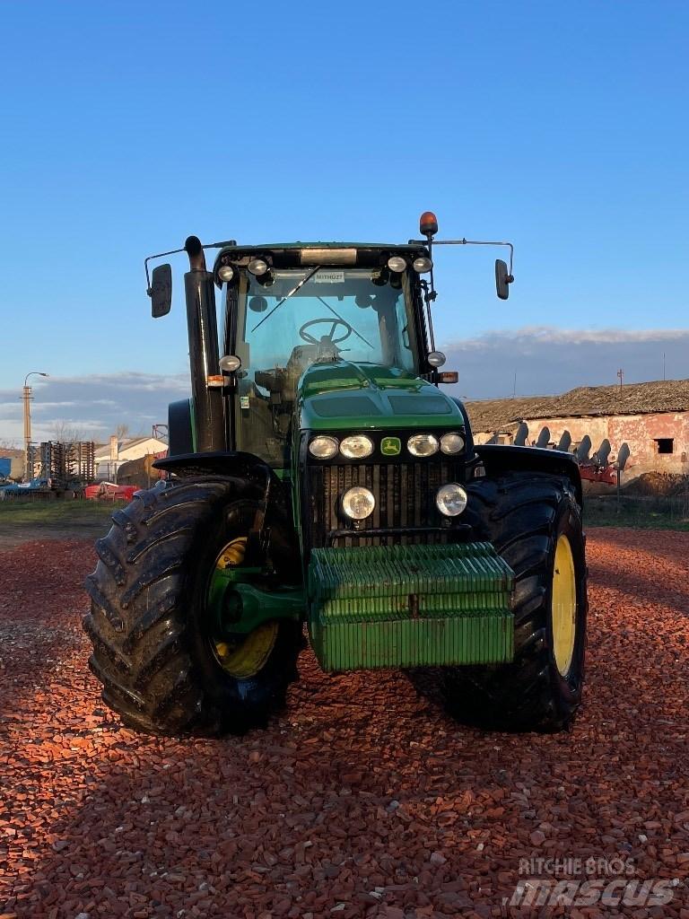 John Deere 8230 拖拉机/农用车