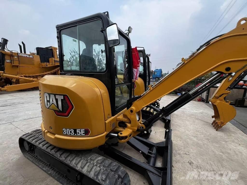 CAT 303.5 E 小型挖掘机