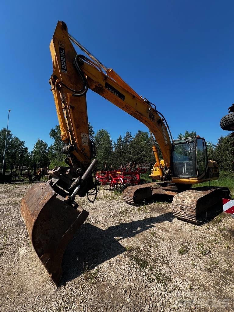 JCB JS 220 履带挖掘机