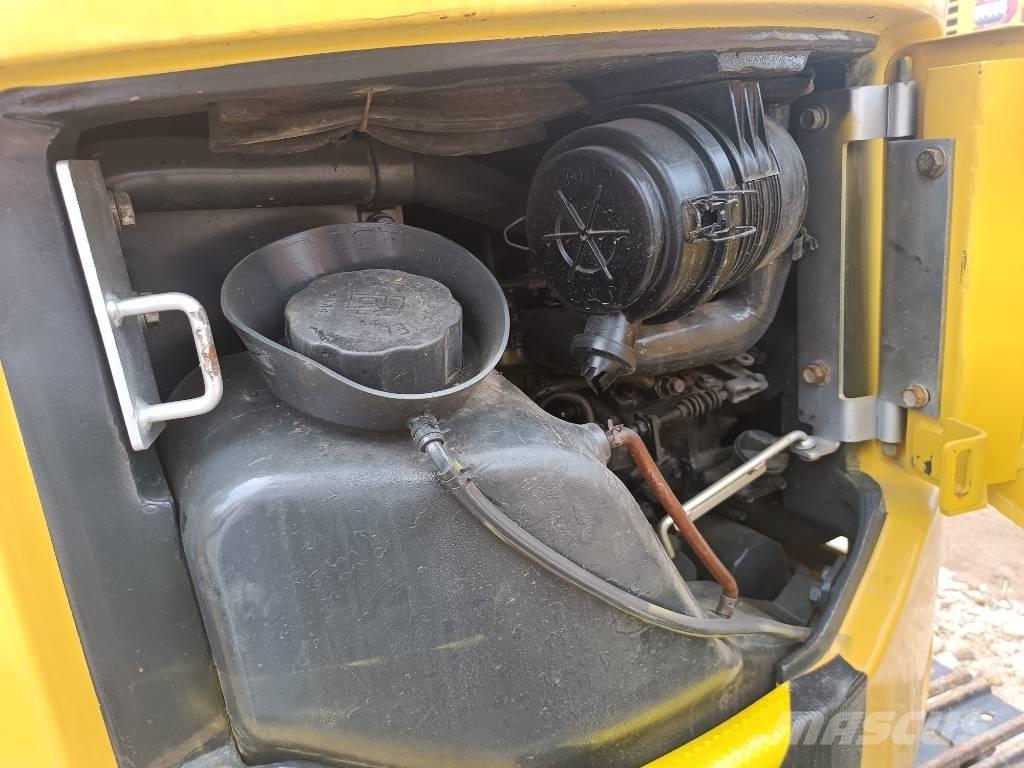 Komatsu PC 18 履带挖掘机