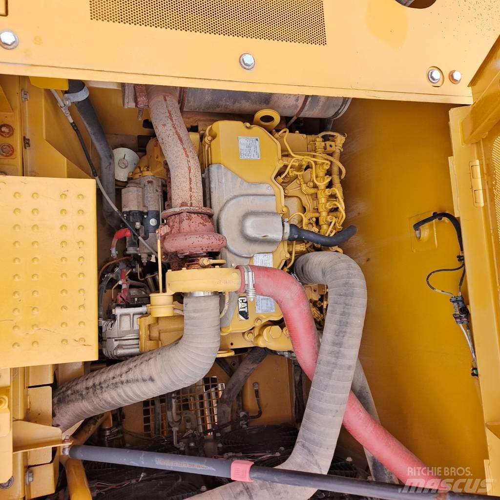 CAT 320GC 履带挖掘机