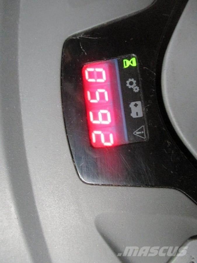 Toyota SPE160L 手推堆垛车