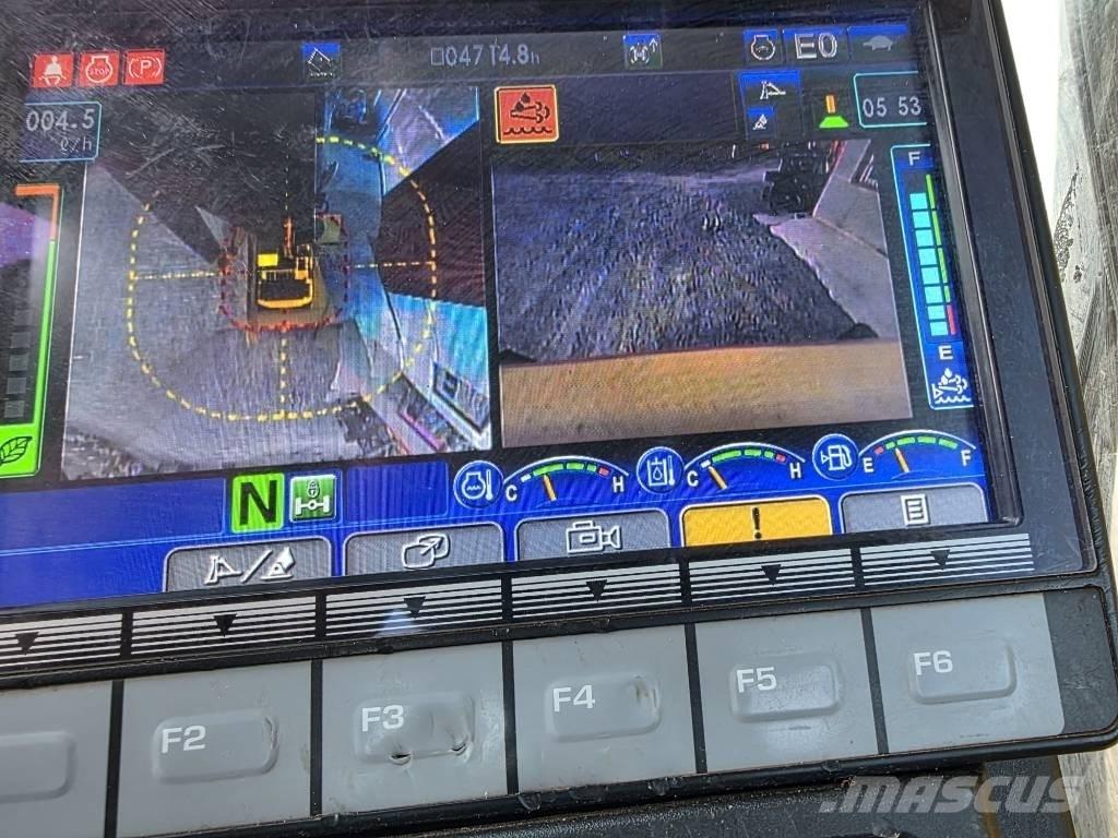 Komatsu PW 148-11 履带式推土机