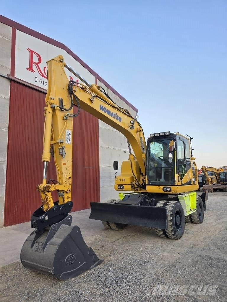 Komatsu PW 148-11 履带式推土机