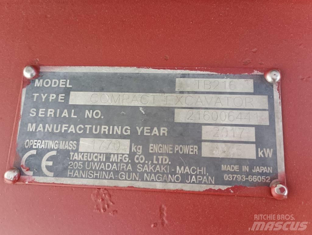 Takeuchi TB 216 小型挖掘机