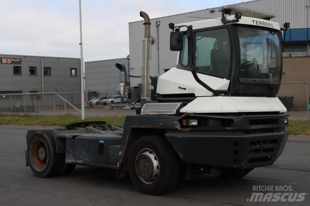 Terberg RT222 码头牵引车