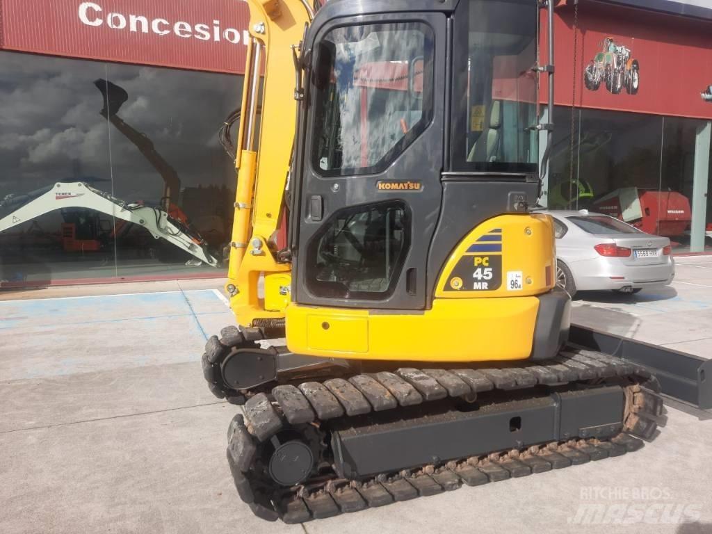 Komatsu PC45MR 小型挖掘机