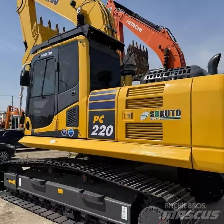 Komatsu PC220-8 履带挖掘机