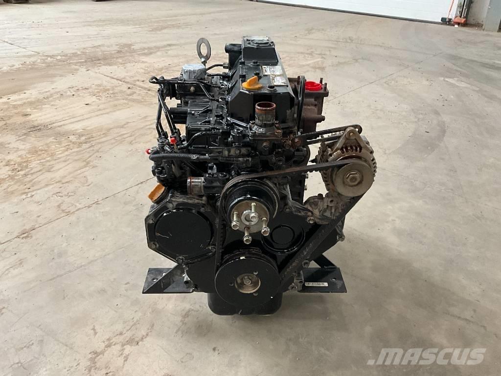 Yanmar 4TNV98 发动机