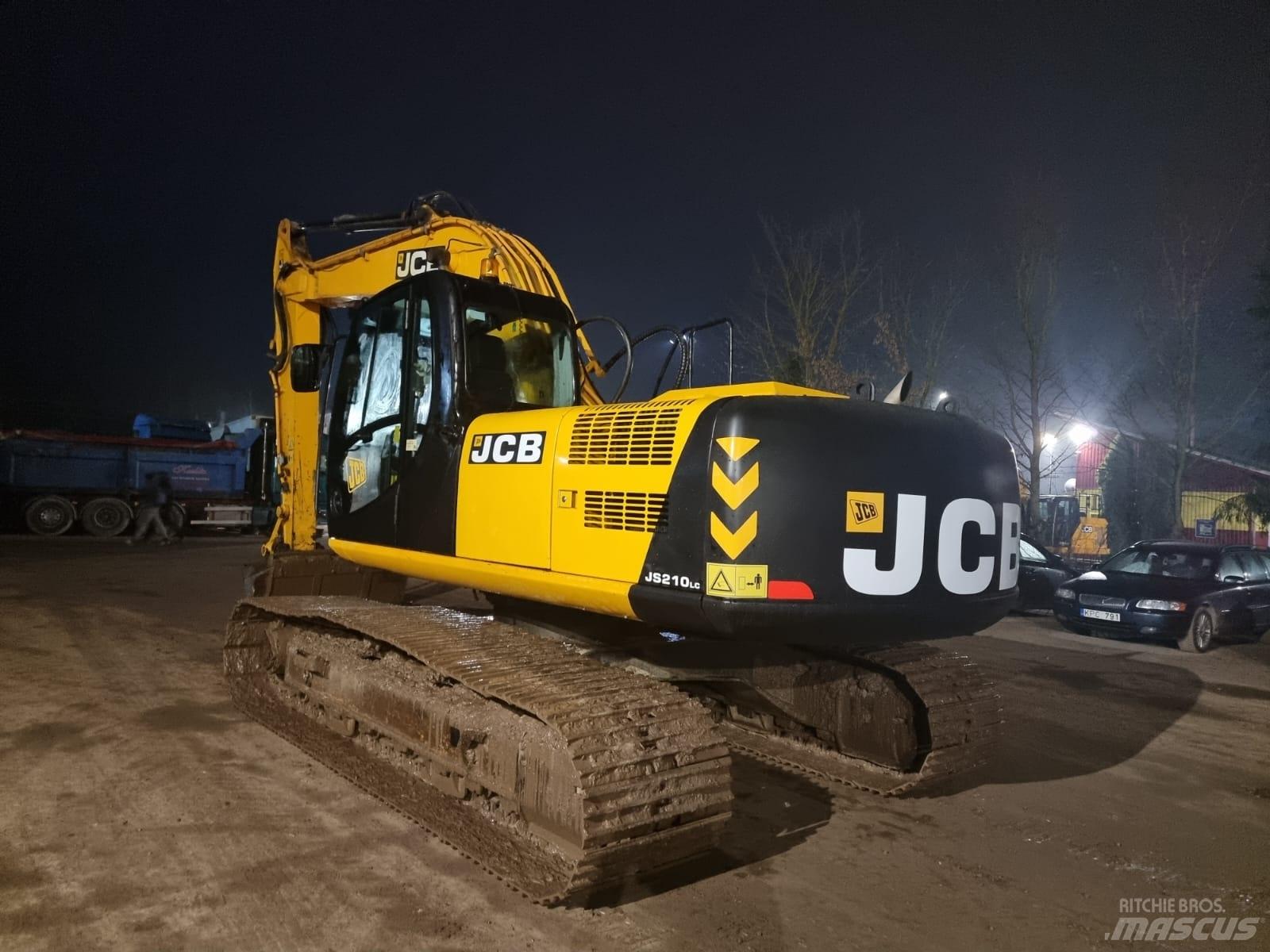 JCB JS 210 LC 履带挖掘机