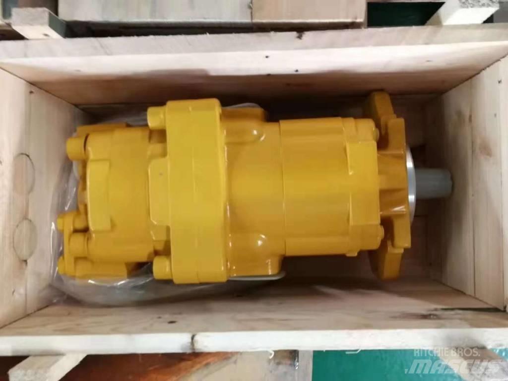 Komatsu D85A-18 pump 液压