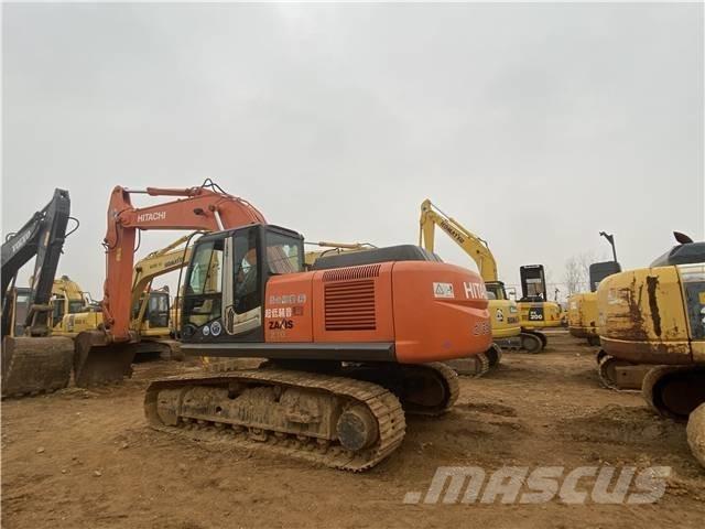 Hitachi ZX 210 履带挖掘机