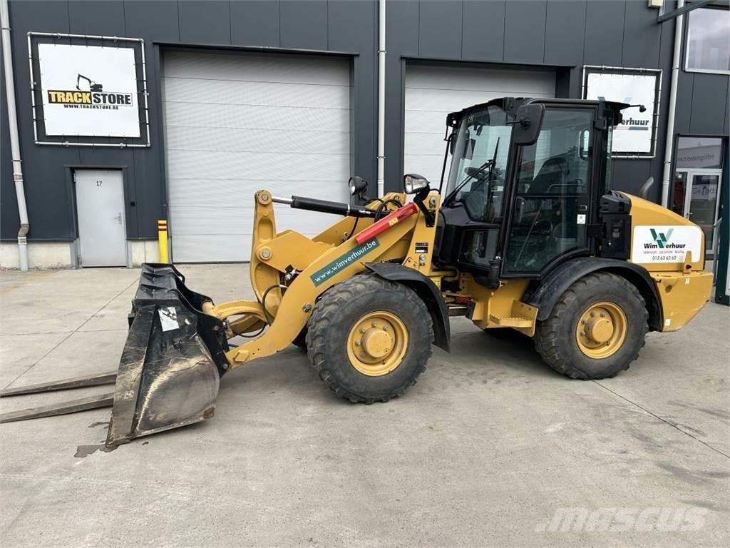 CAT 906M (8758) 多功能装载机