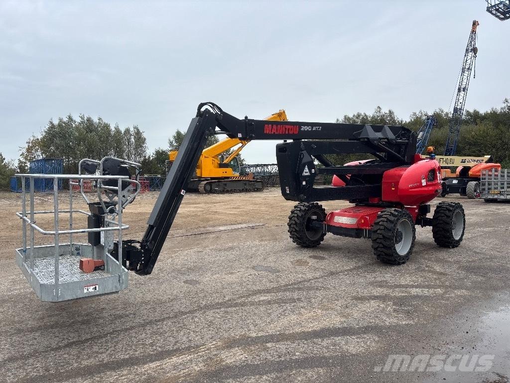 Manitou 200 ATJ 曲臂高空工作平台
