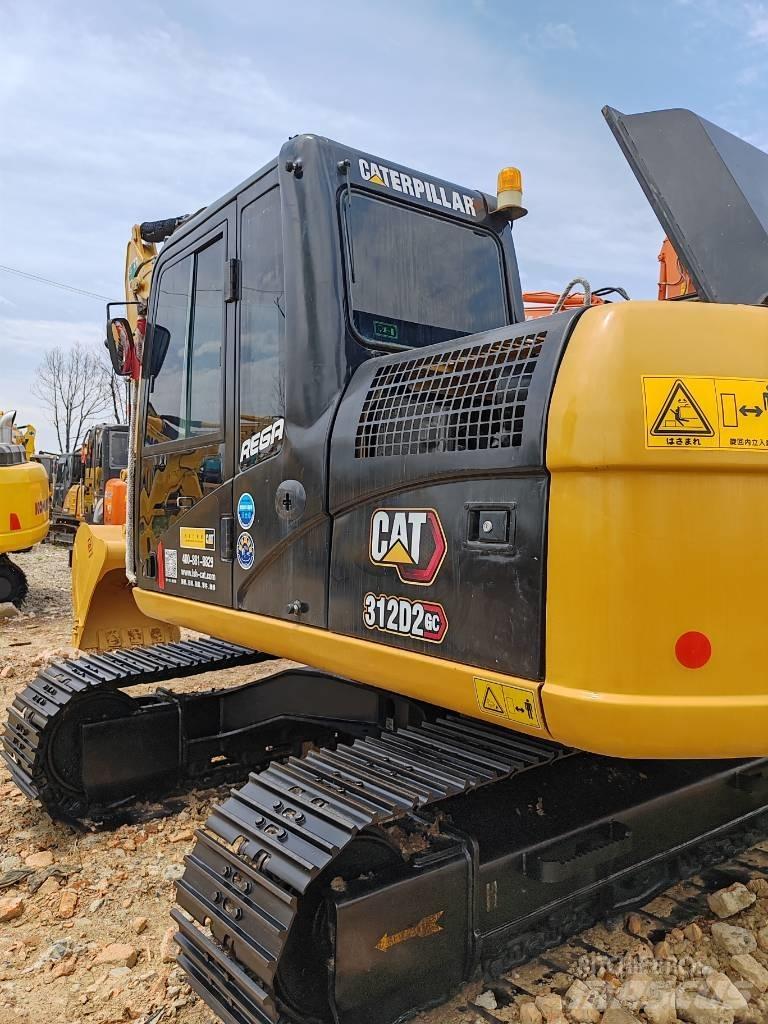 CAT 312D2GC 中型挖掘机