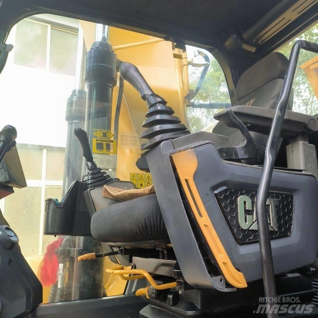 CAT 320 GC 履带挖掘机