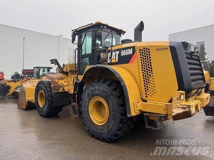 CAT 966M 轮式装载机