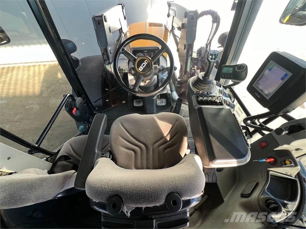 JCB Fastrac 4160 拖拉机/农用车