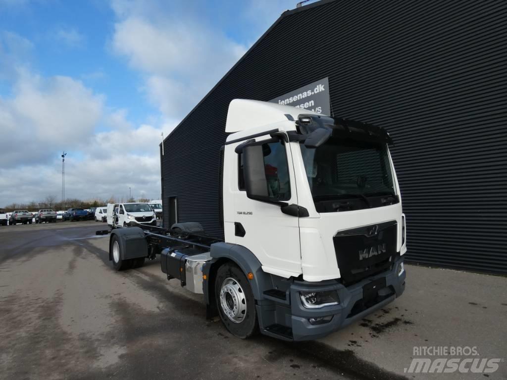 MAN TGM 18.290 平板车