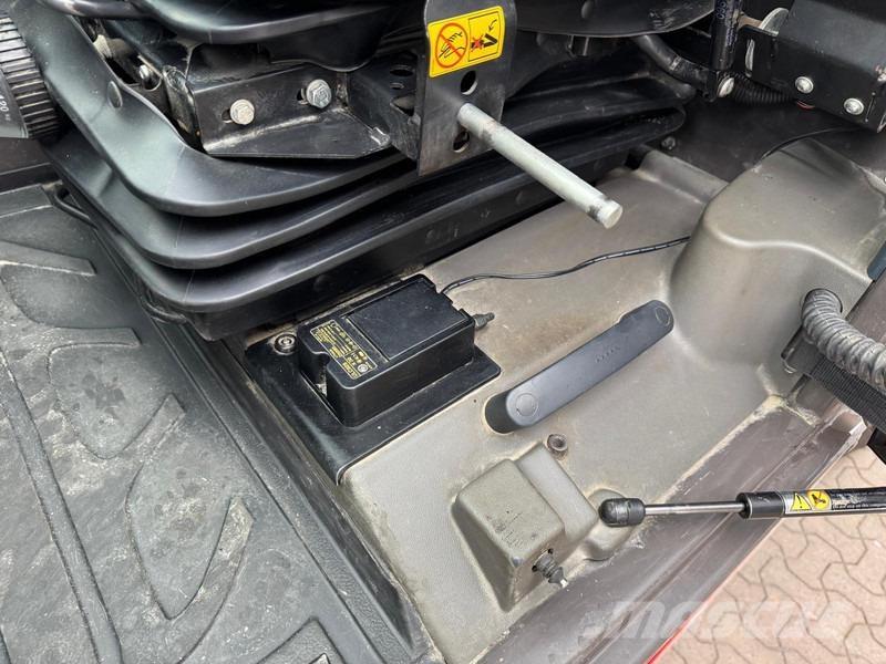 Manitou 2550 伸缩轮式装载机