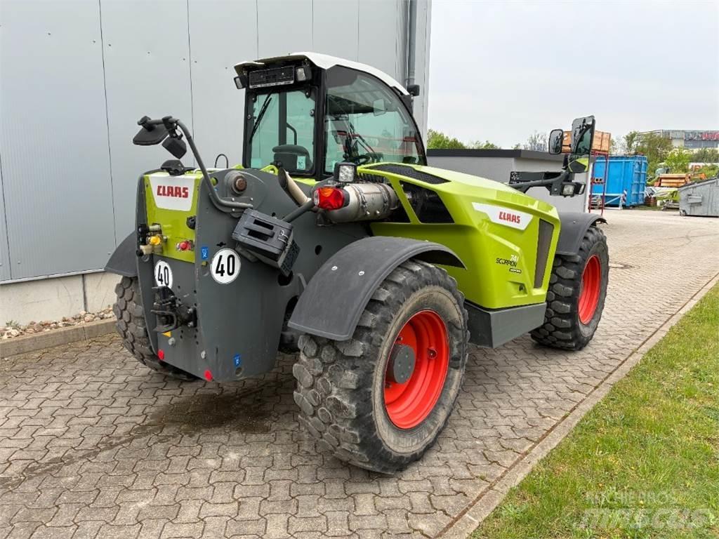 CLAAS Scorpion 741 伸缩臂叉装车|叉装车