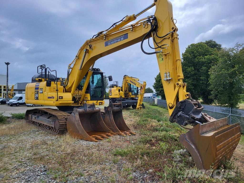 Komatsu PC210LC-11 履带挖掘机